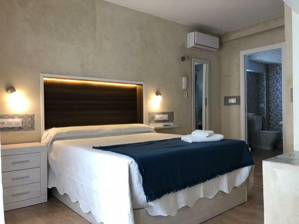 La Isla De Mirabel Appartement Plasencia Buitenkant foto